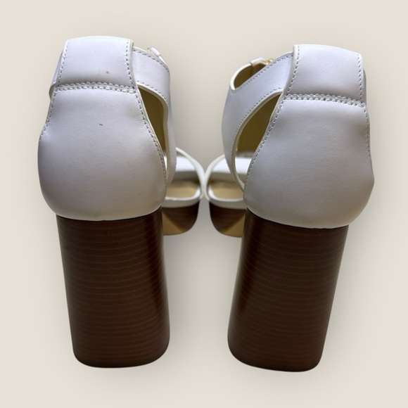 Michael Kors Berkley Leather Block-Heel Sandals – White, Size 9M (NWOB) - Picture 5 of 10